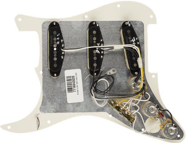 Pre-Wired Strat® Pickguard, Vintage Noiseless SSS 