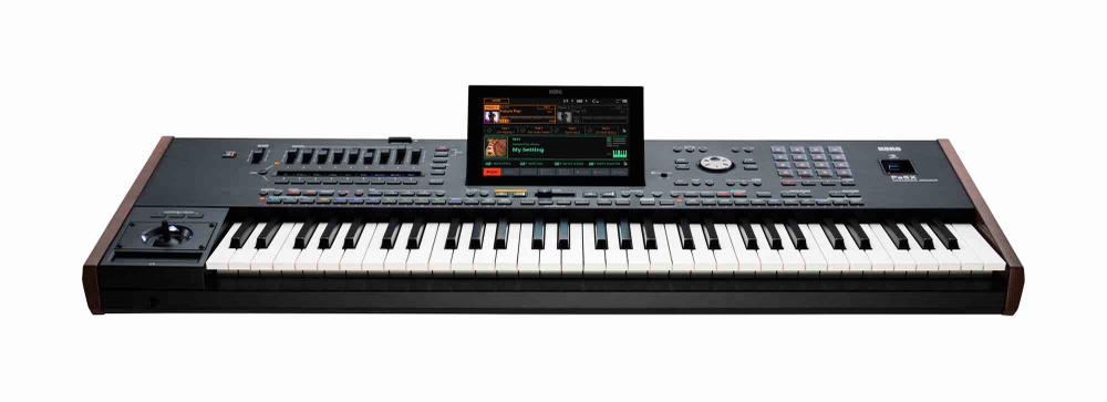 New Professional Arranger Keyboard 61 Keys ( vers. international ) standard price 3999.-