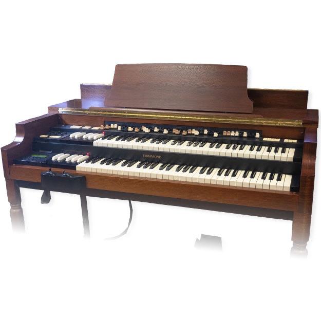 Used XB3 Organ incl.Bench and pedalboard 25 ( year 99 model ) 