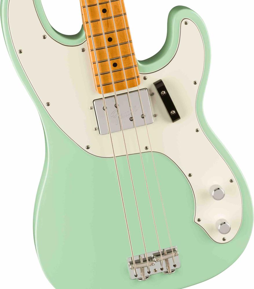 Vintera® II '70s Telecaster® Bass, Maple Fingerboard, Surf Green