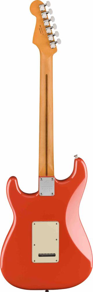  Player Plus Stratocaster® HSS, Maple Fingerboard, Fiesta Red 