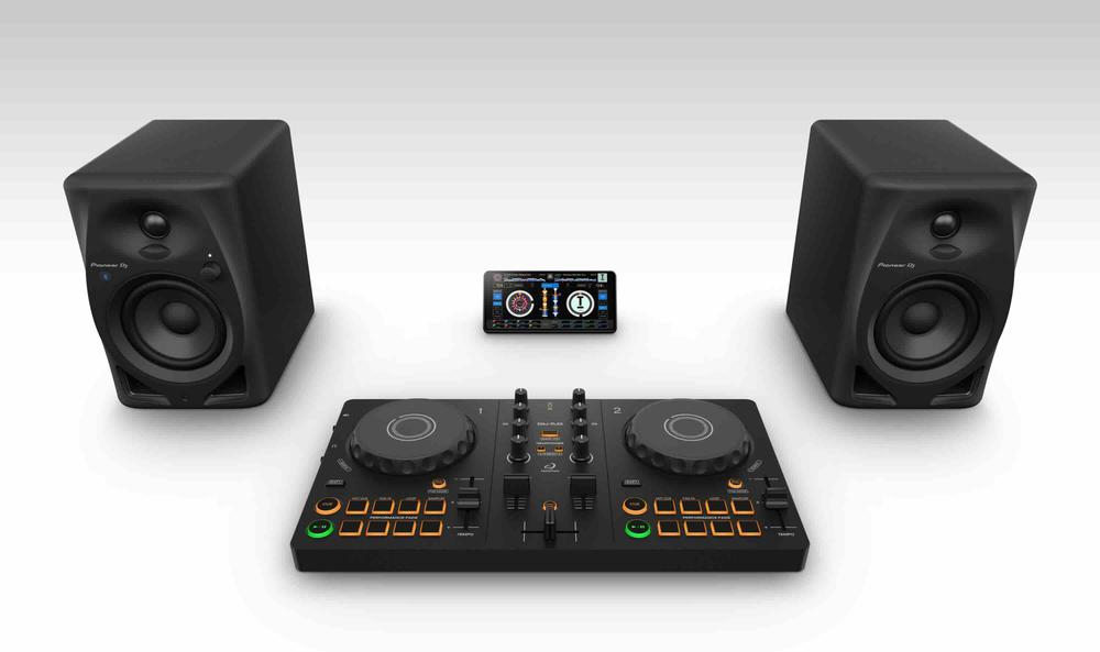 Smart Entry Level DJ Controller 